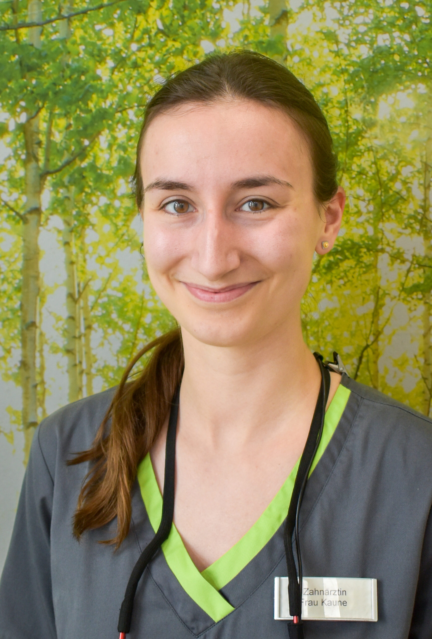 Zahnärztin, Charlotte Kaune